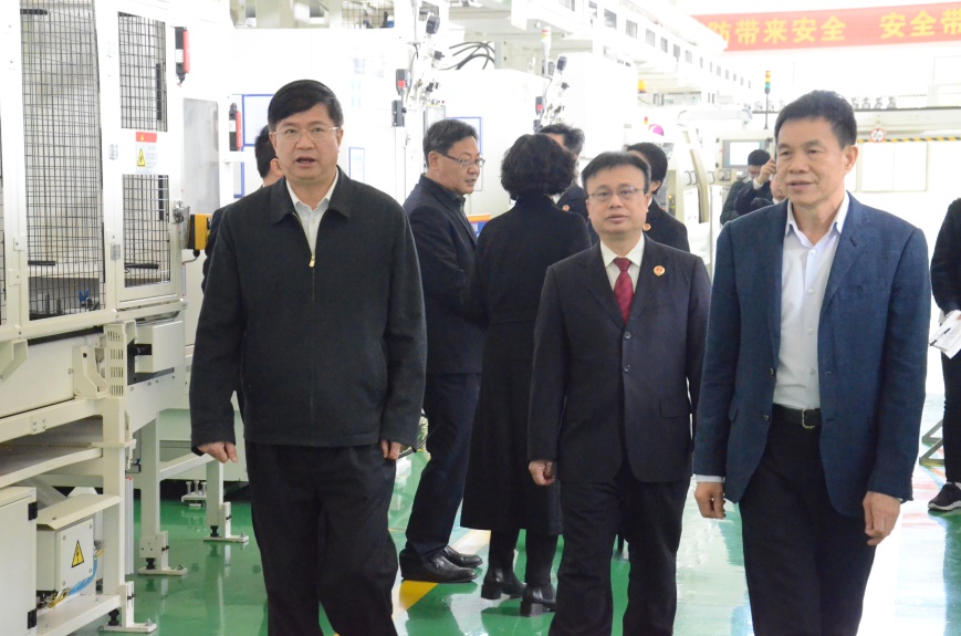 ����ͻ��(�й�)���޹�˾����