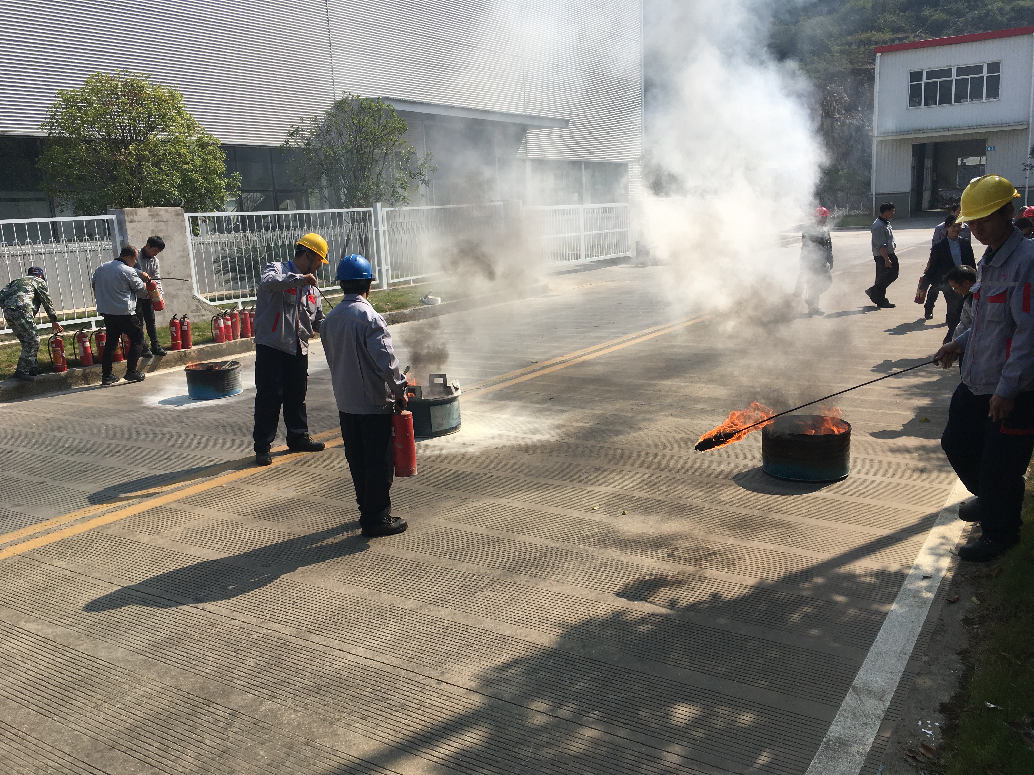 ����ͻ��(�й�)���޹�˾����