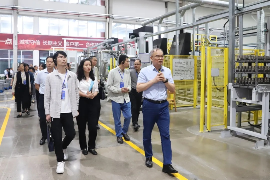 ����ͻ��(�й�)���޹�˾����