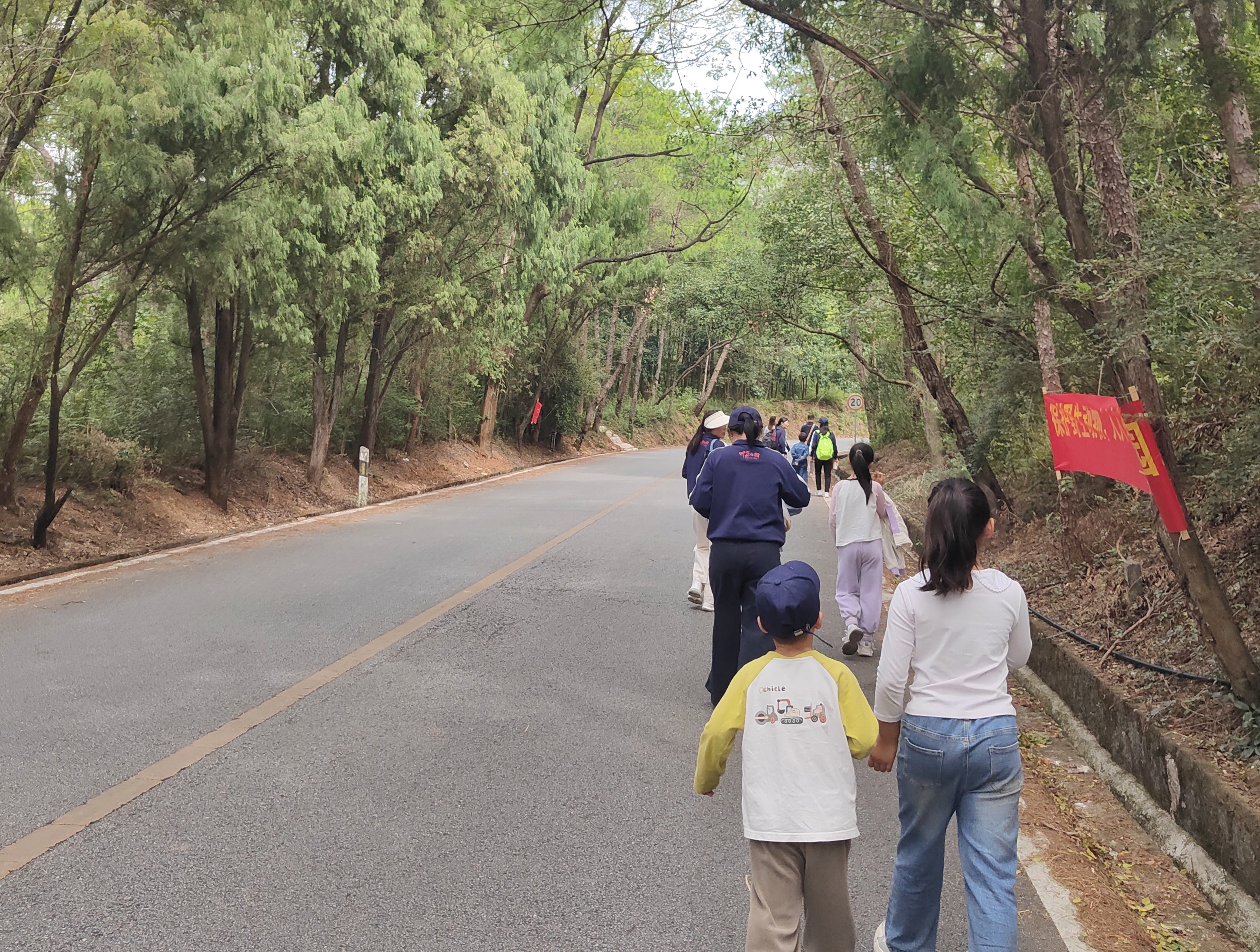 ����ͻ��(�й�)���޹�˾����